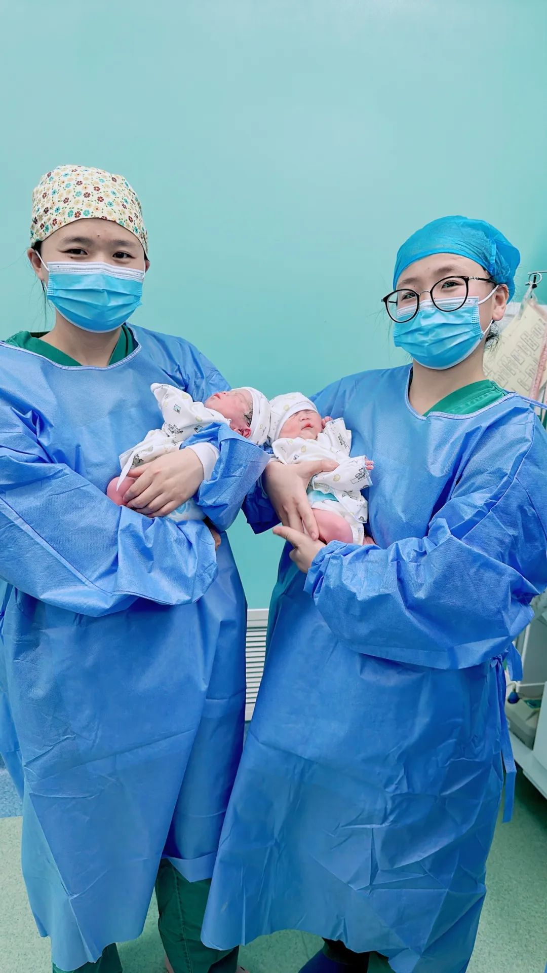 济南南郊医院产科团队助力黑龙江双胞胎宝妈顺利诞下健康男婴